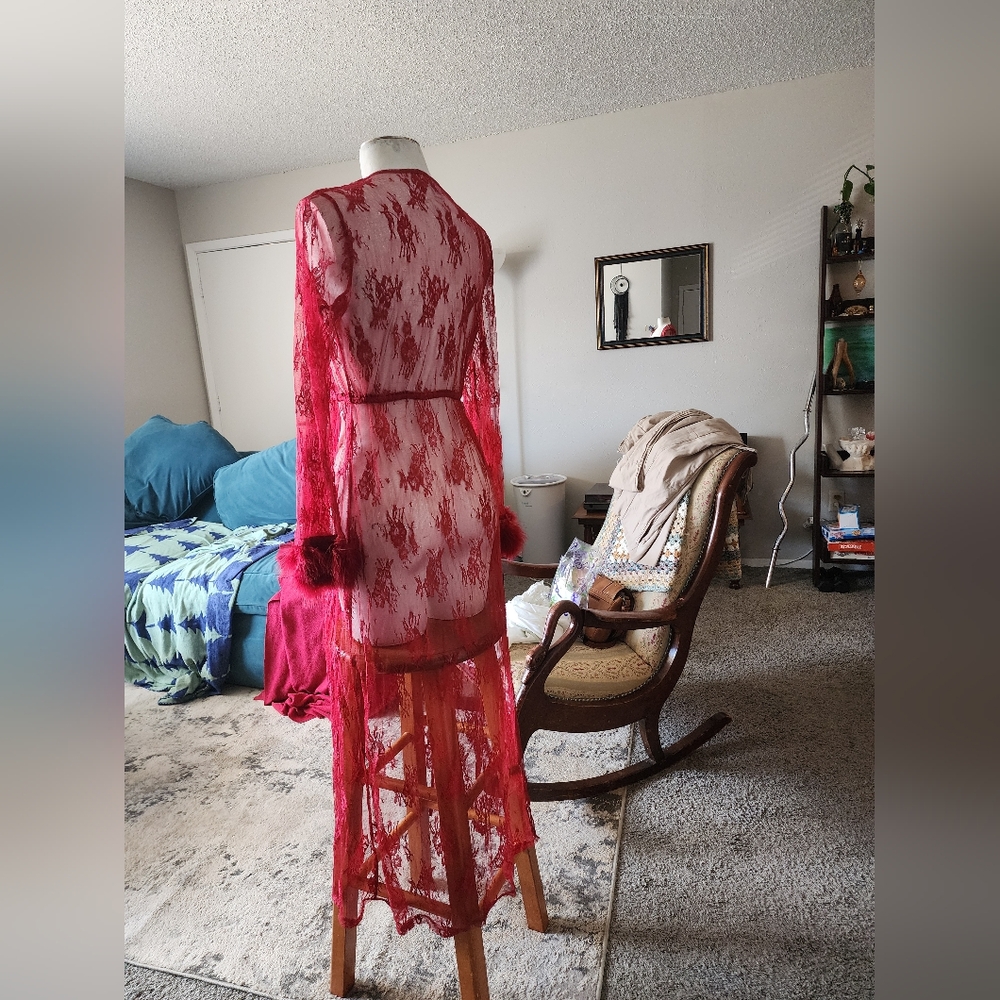 Dark Red Feathered Cuff Robe - Picture 4 of 4